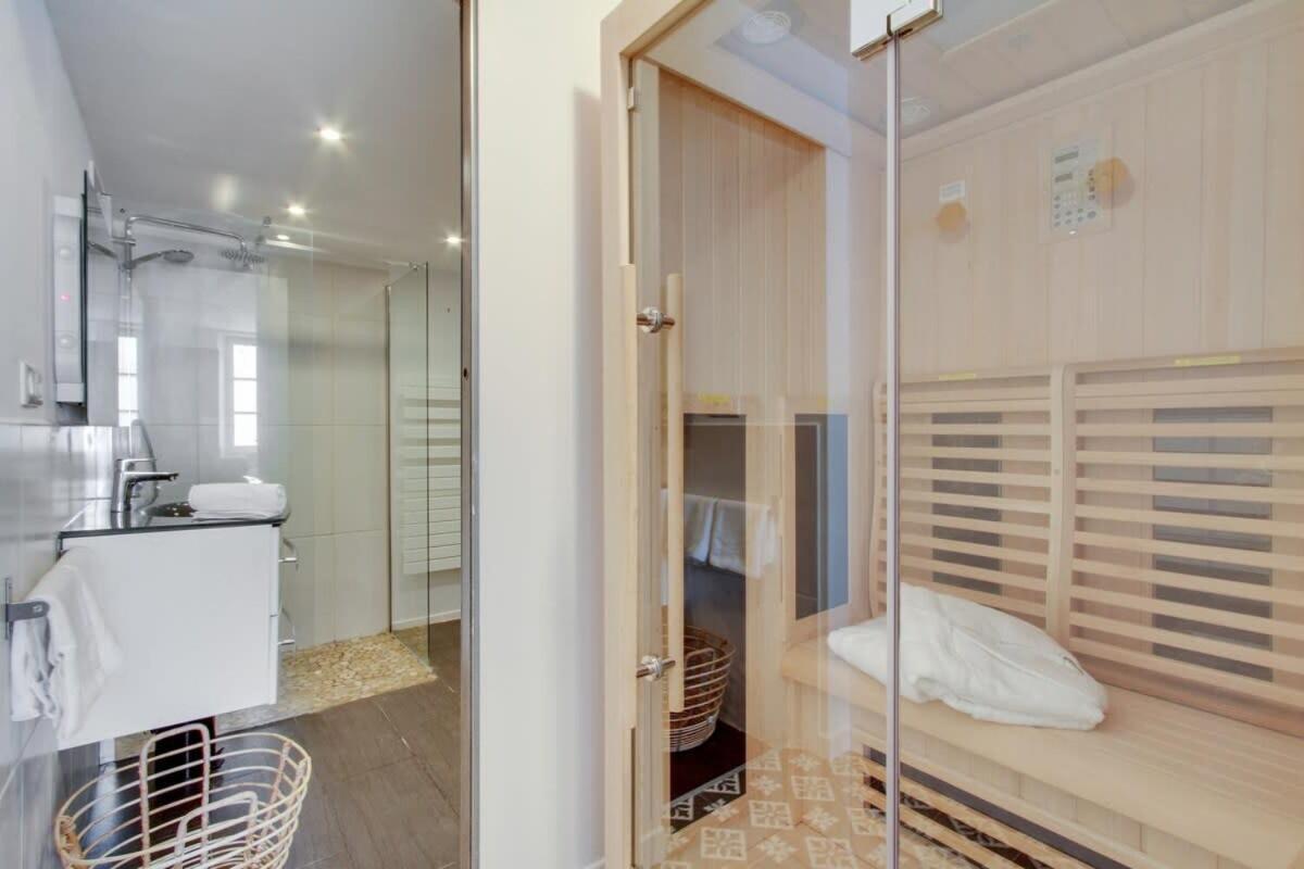Palm House Sauna City Center Ideal Insead Fontainebleau Extérieur photo
