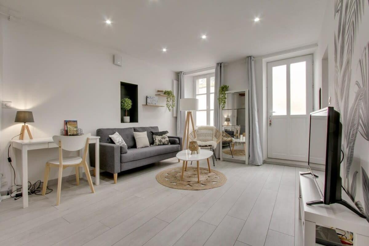 Palm House Sauna City Center Ideal Insead Fontainebleau Extérieur photo